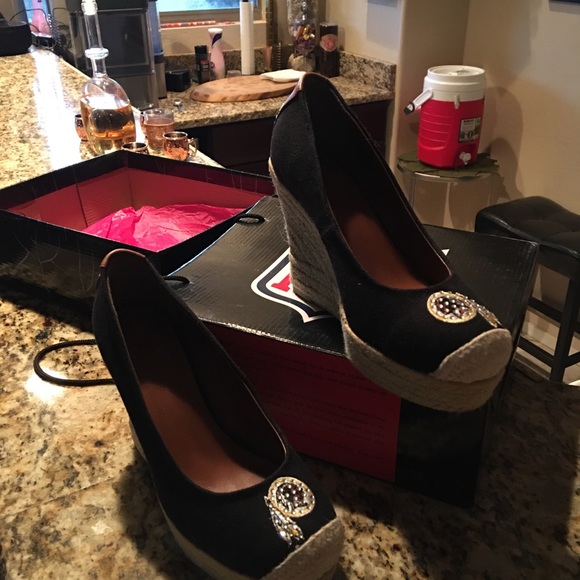 NFL Redskins Wedge Heels - Picture 5 of 5